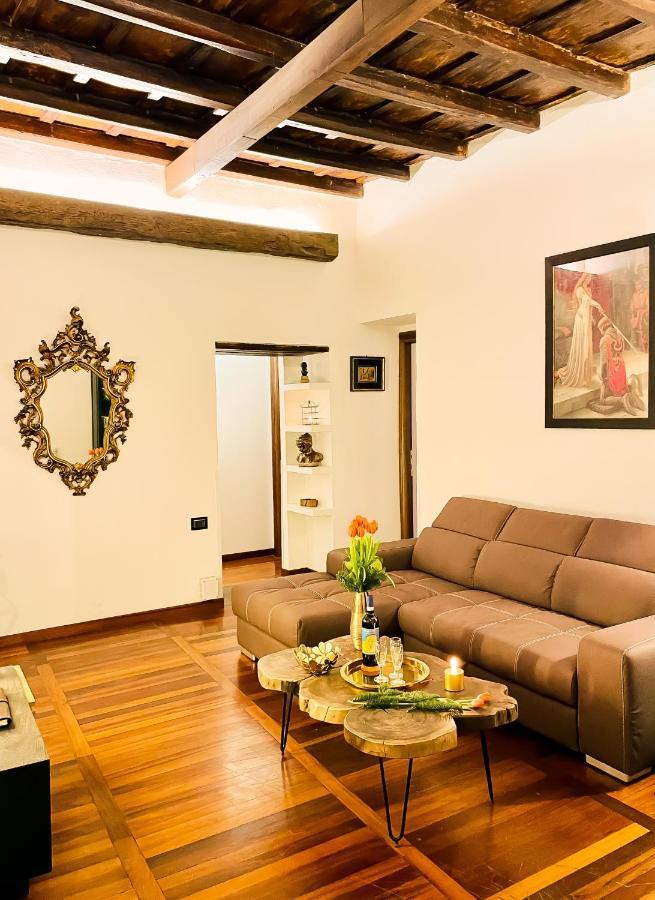 Trevi Fountain Luxury Guest House Рим Екстер'єр фото