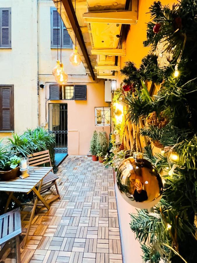 Trevi Fountain Luxury Guest House Рим Екстер'єр фото
